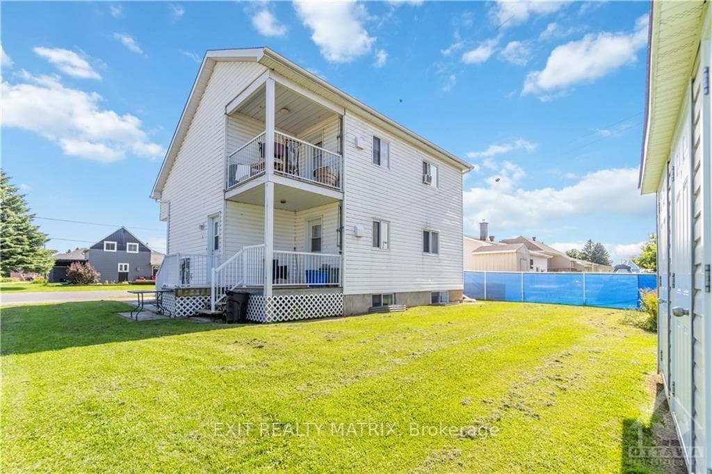 20 BOURASSA Street photo 26