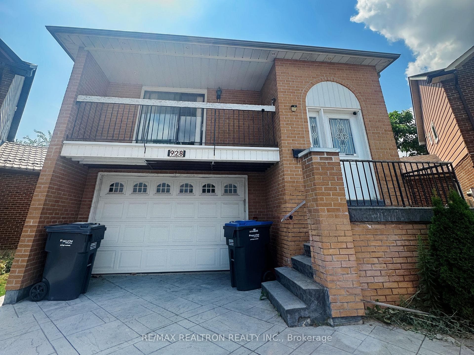 928 Knollwood Court Unit Lower level photo 1