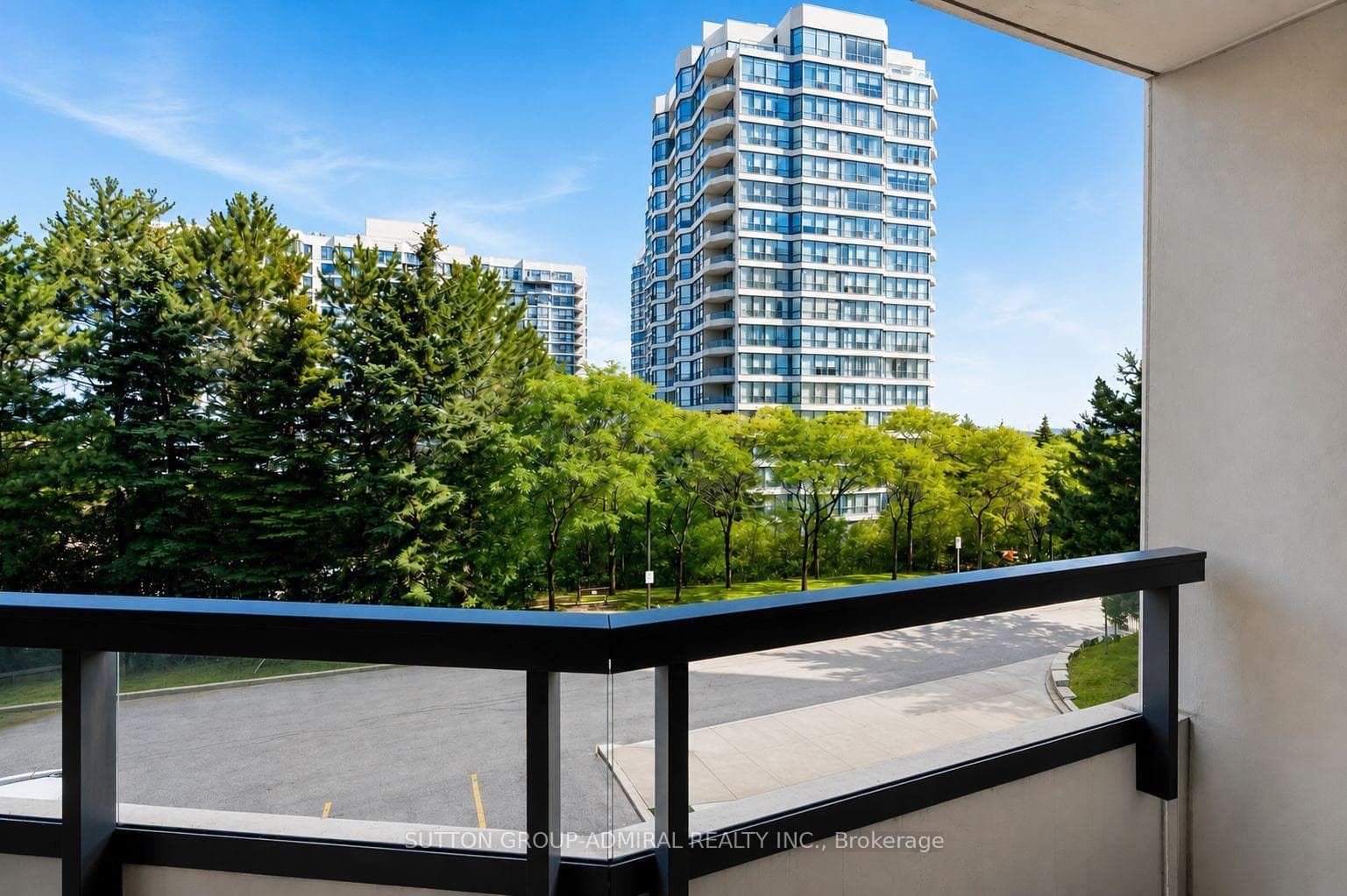 7250 Yonge Street Unit 311 photo 8