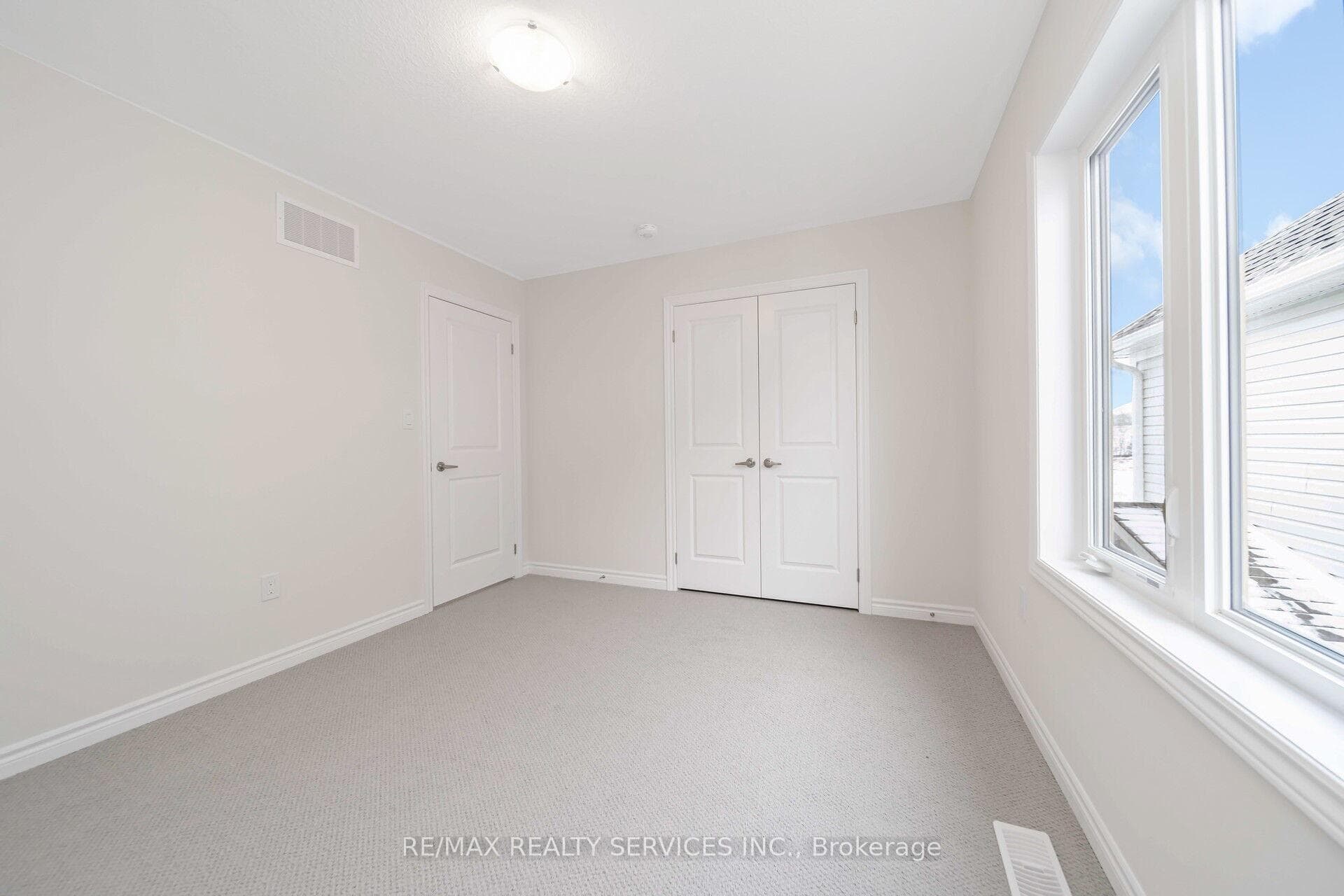 129 Bendemere Road photo 31