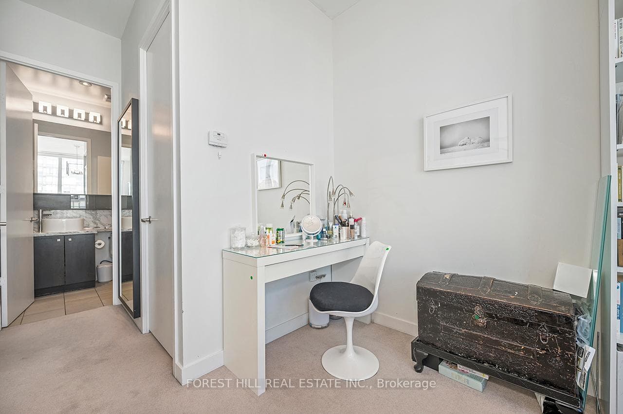 15 Fort York Boulevard Unit PH02 photo 26