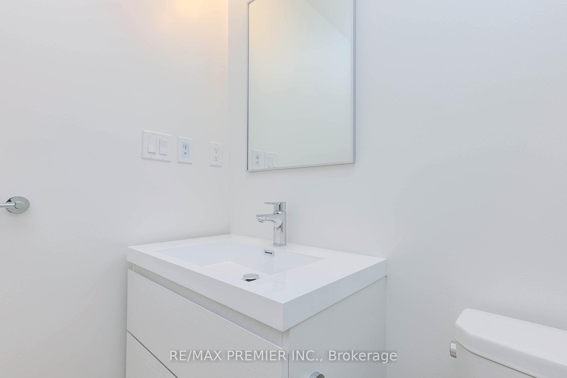 56 Andre De Grasse Street Unit 2111 photo 9