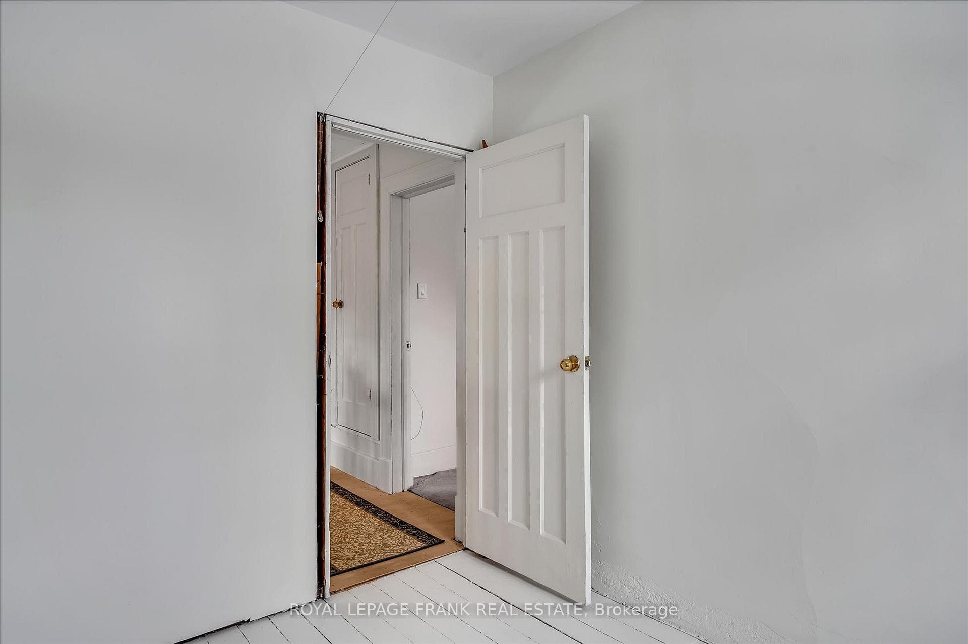 250 Bennet Street photo 21
