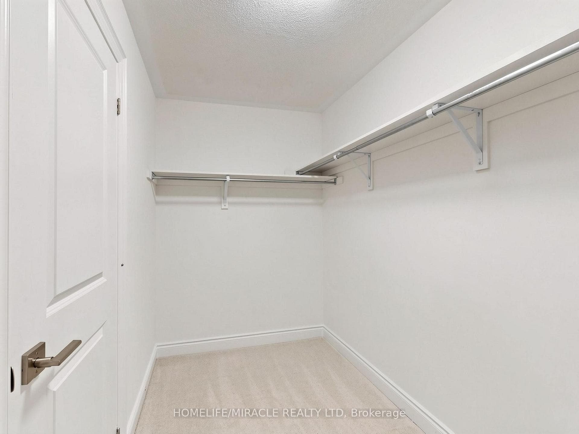 8 Ralston Court photo 41