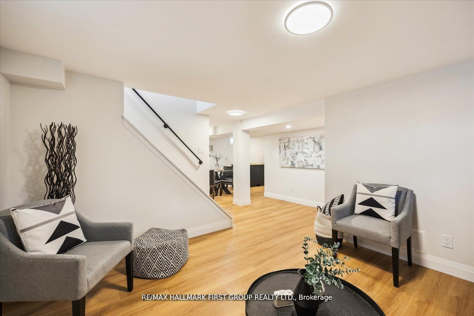 33 Sandra Street photo 23