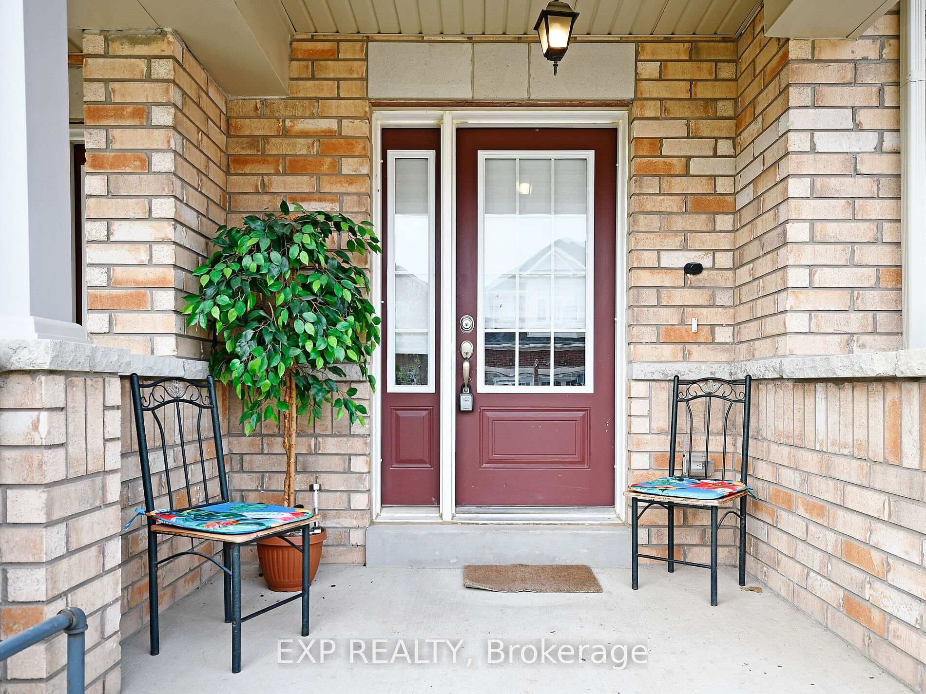 63 Sparkle Drive photo 4