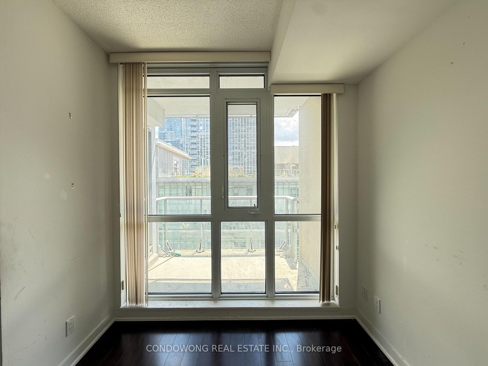 30 Nelson Street Unit 1504 photo 9