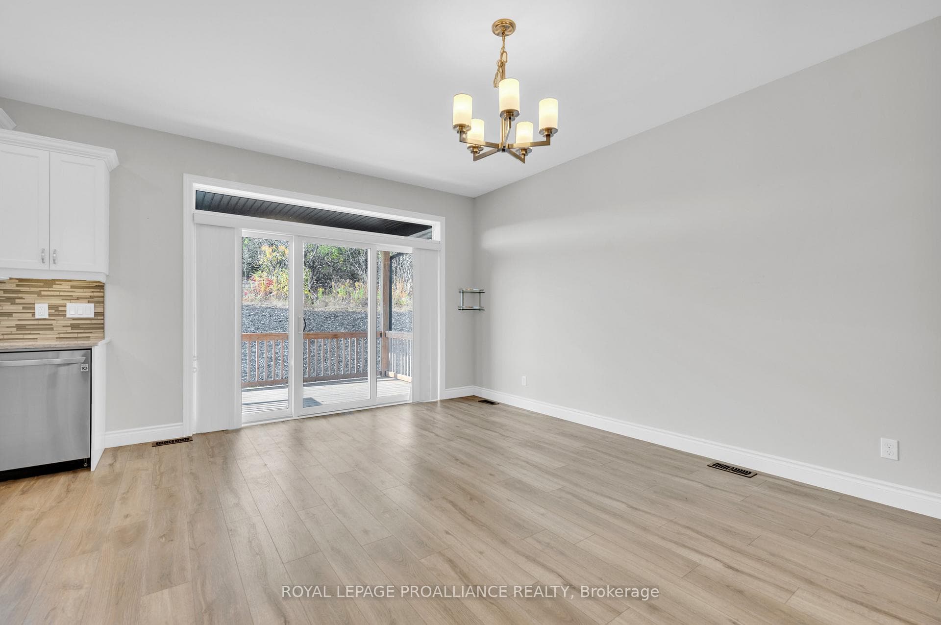 16 LEHTINEN Crescent photo 7