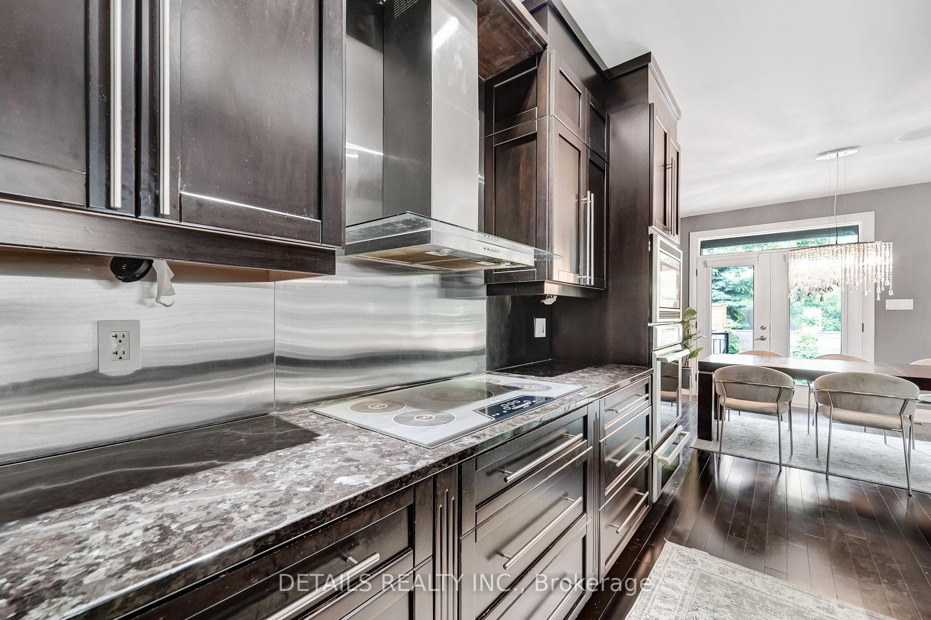 71 Eleanor Drive photo 23