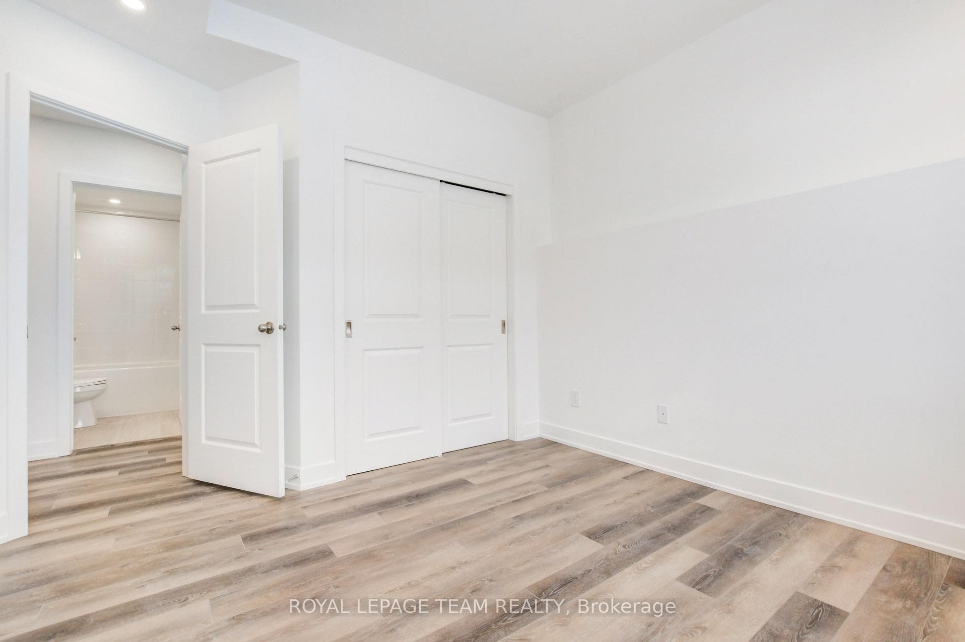 55 OVERBERG Way Unit A photo 23