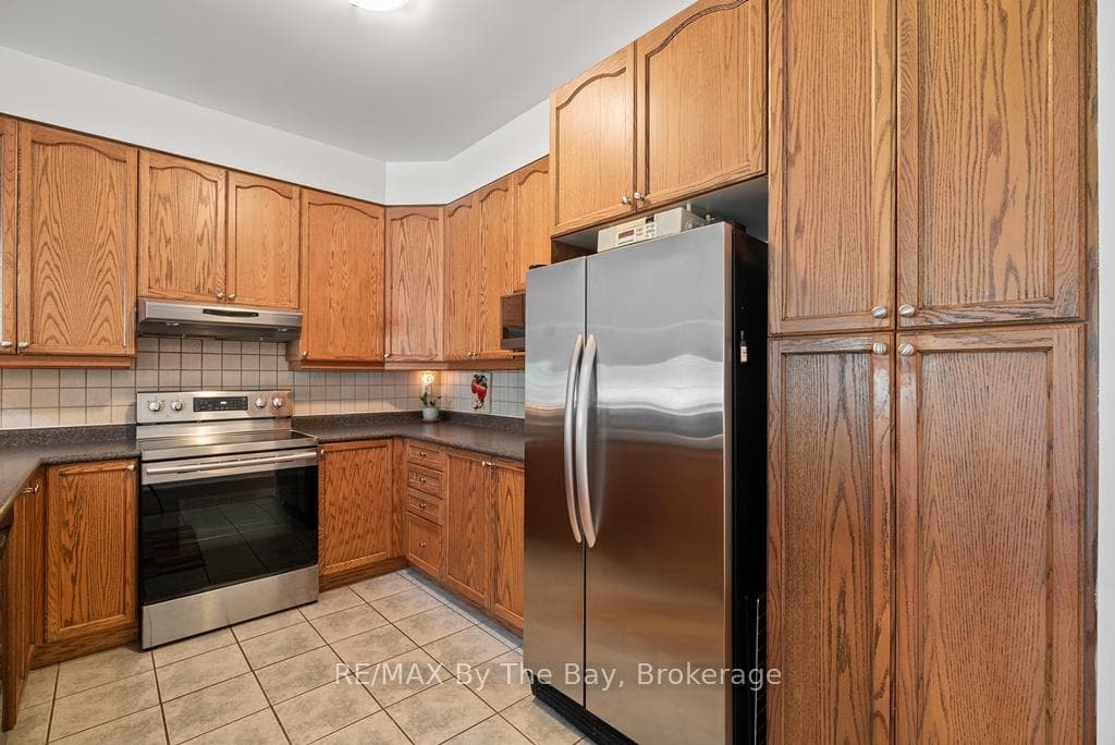 31 Royal Beech Drive photo 33