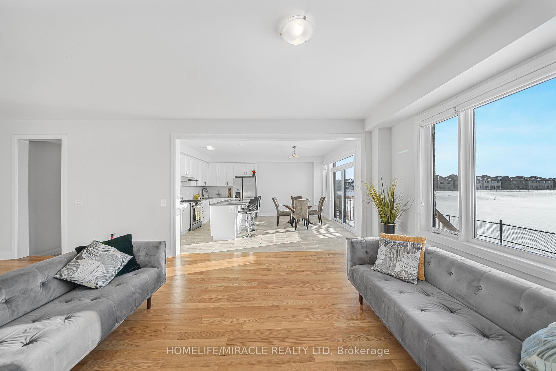192 St Joseph Road photo 14