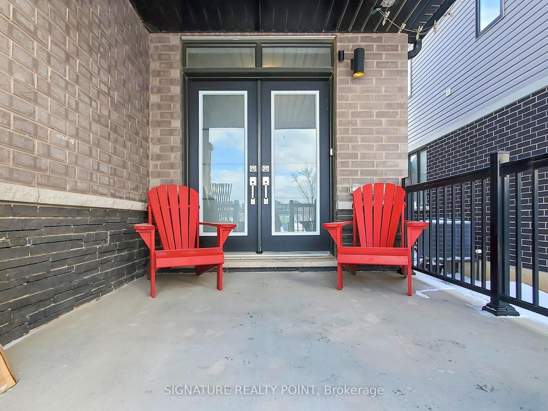 32 Whithorn Crescent photo 3