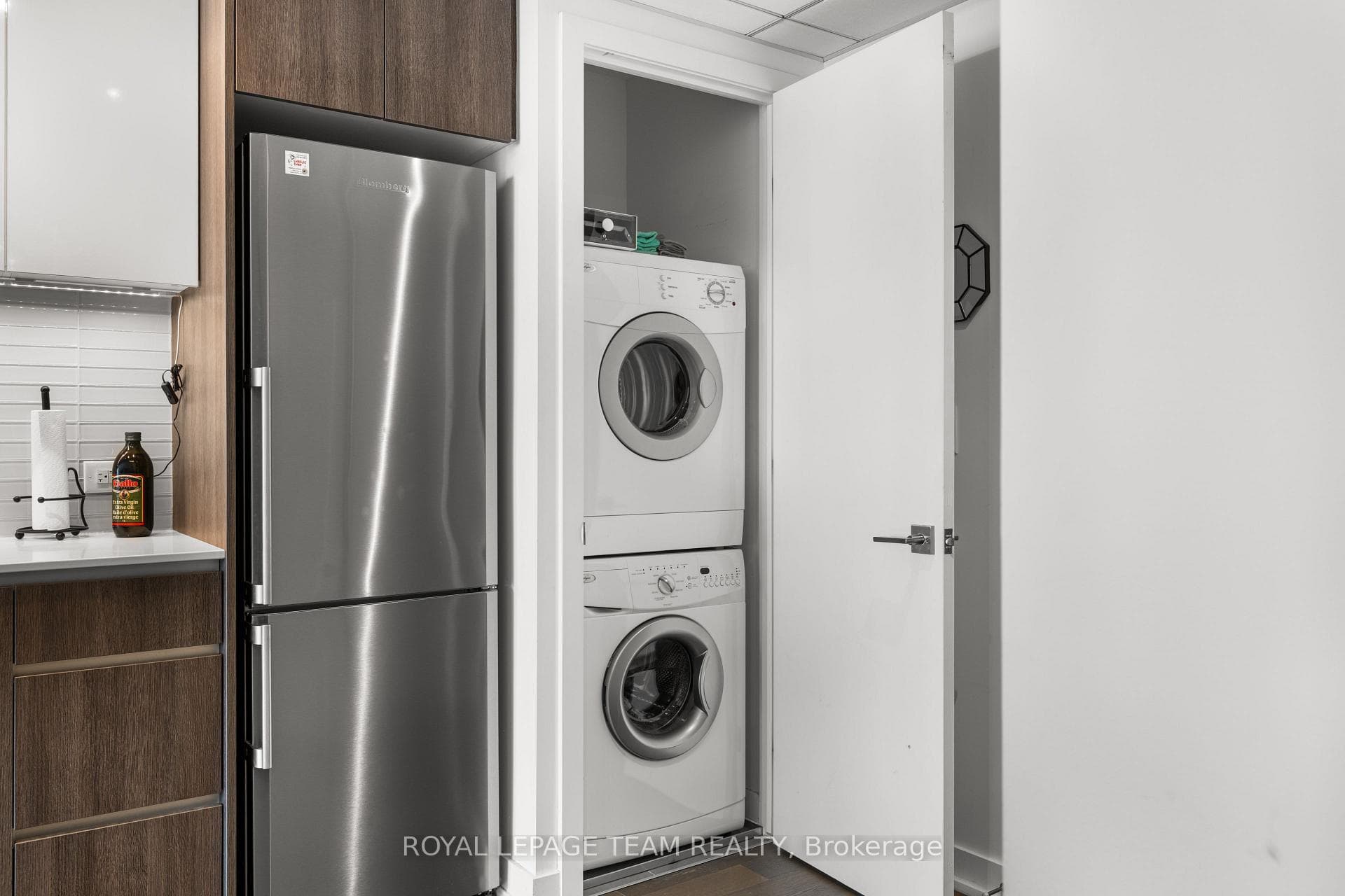 199 Slater Street Unit 2103 photo 13