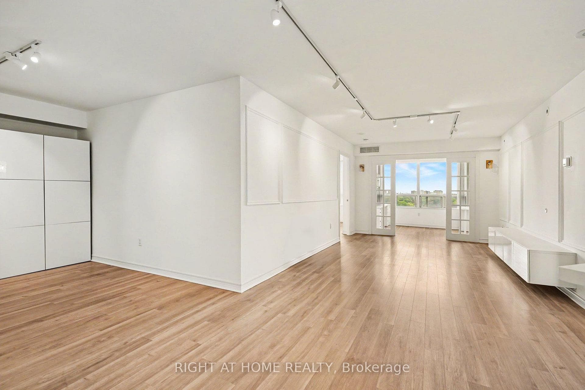 228 Bonis Avenue Unit 1612 photo 5