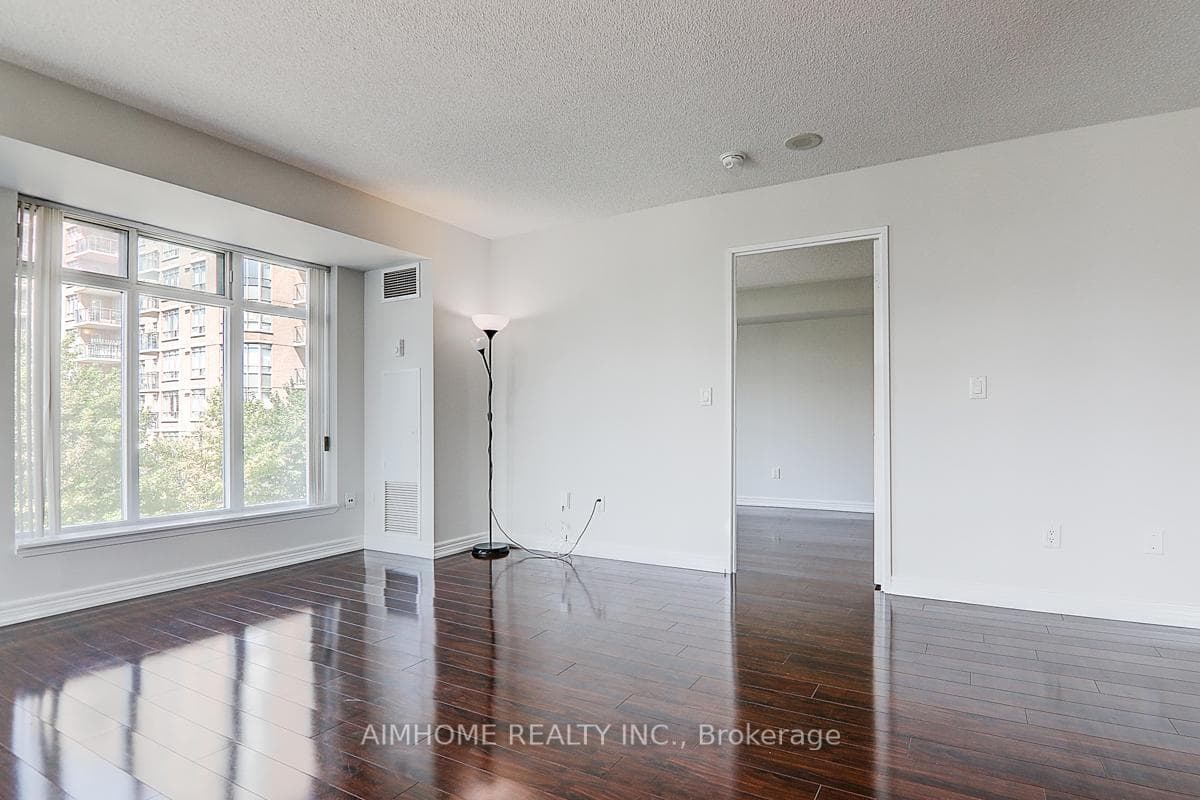 135 Pond Drive Unit 510 photo 11
