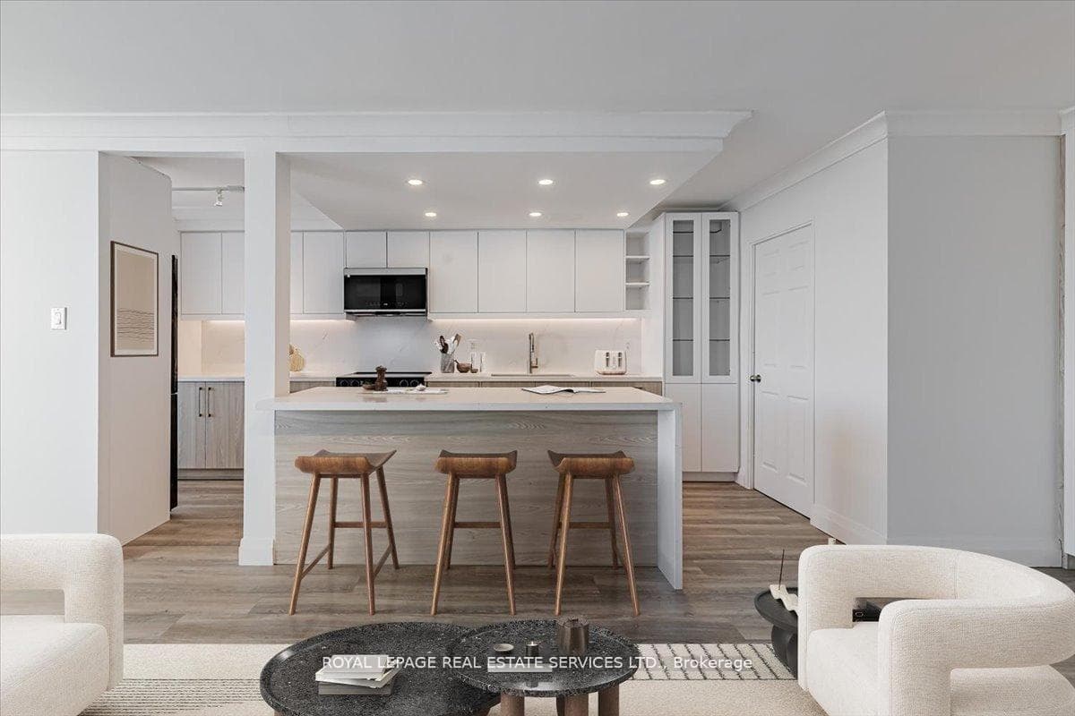 3000 Bathurst Street Unit 706 photo 5