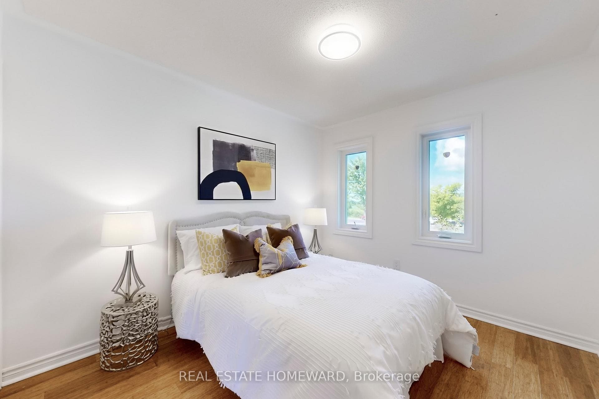 61 Silverdart Crescent photo 28