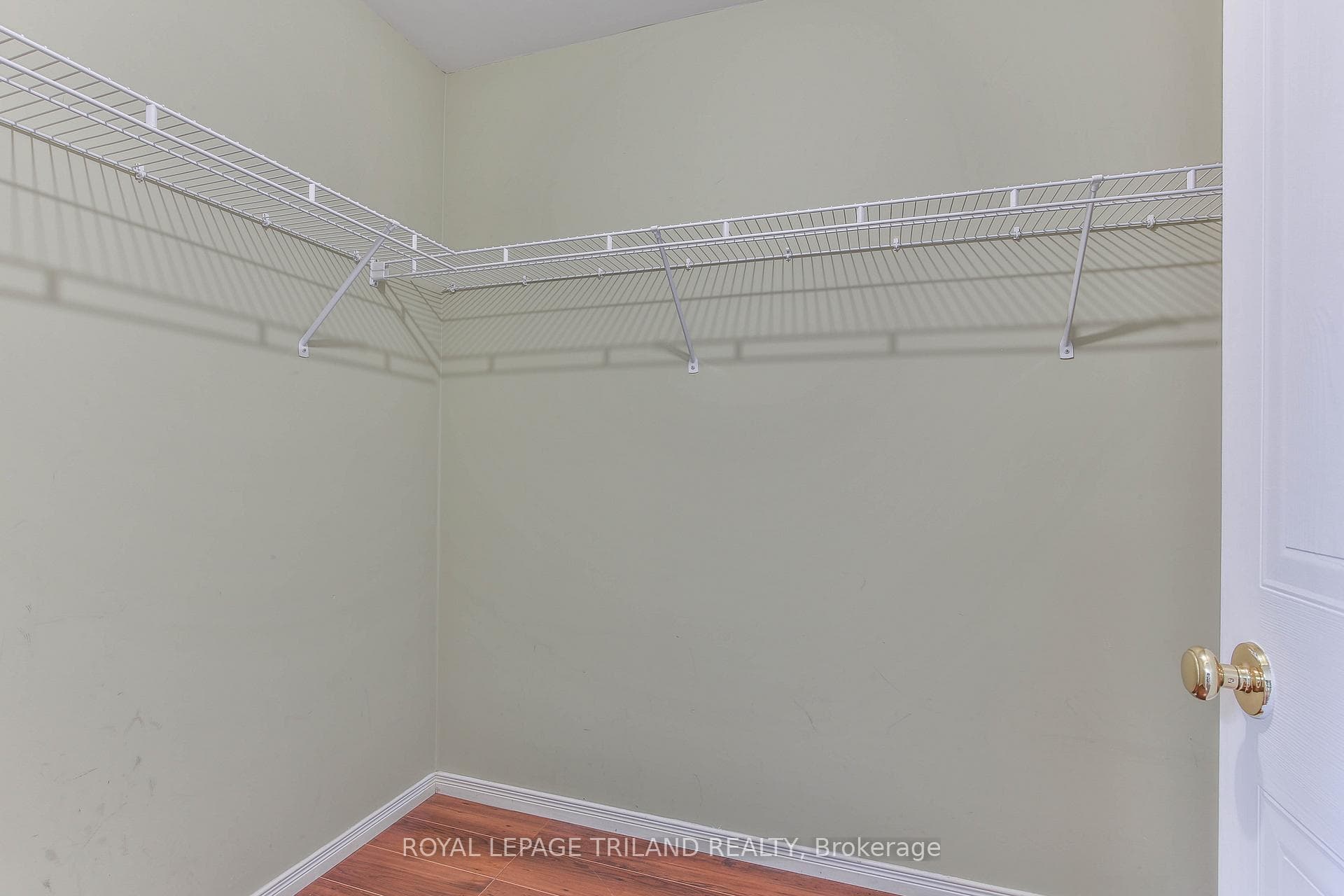 952 THISTLEDOWN Way photo 25