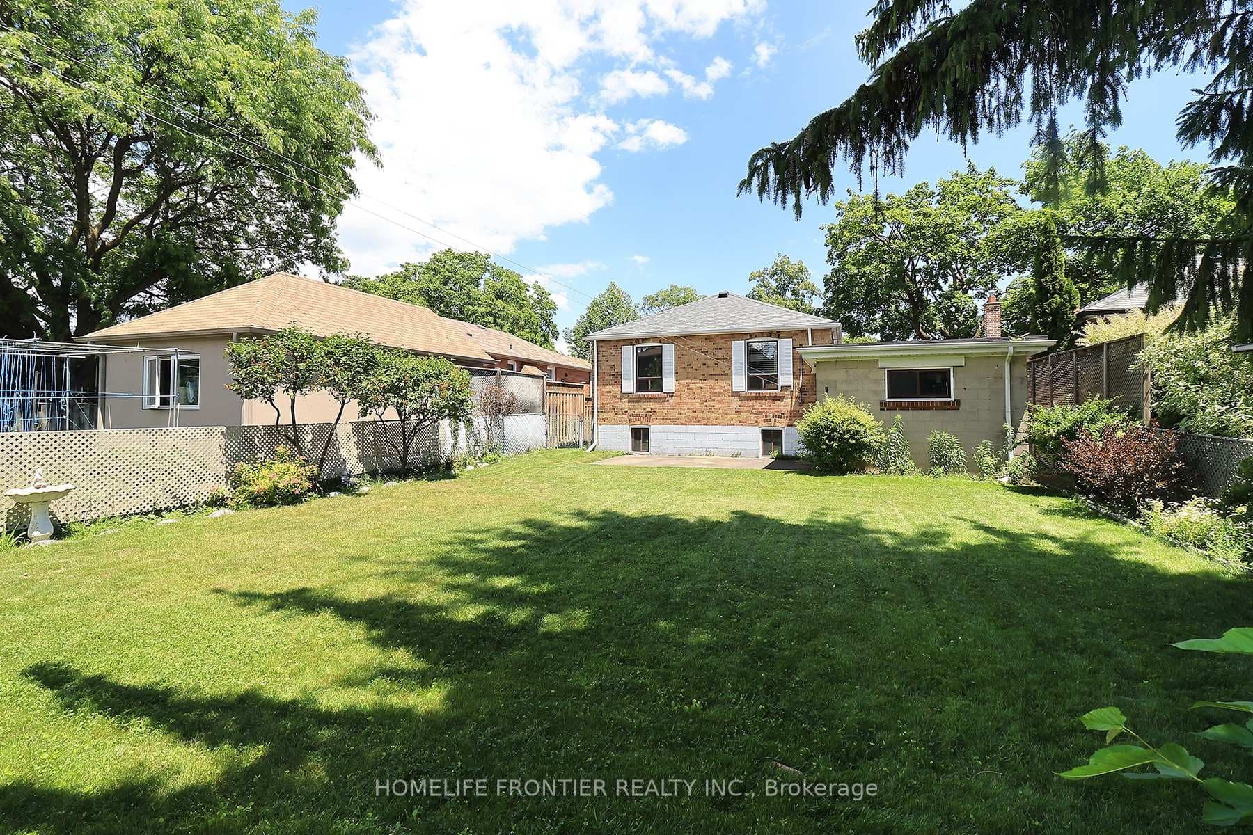 120 North Carson Street photo 20