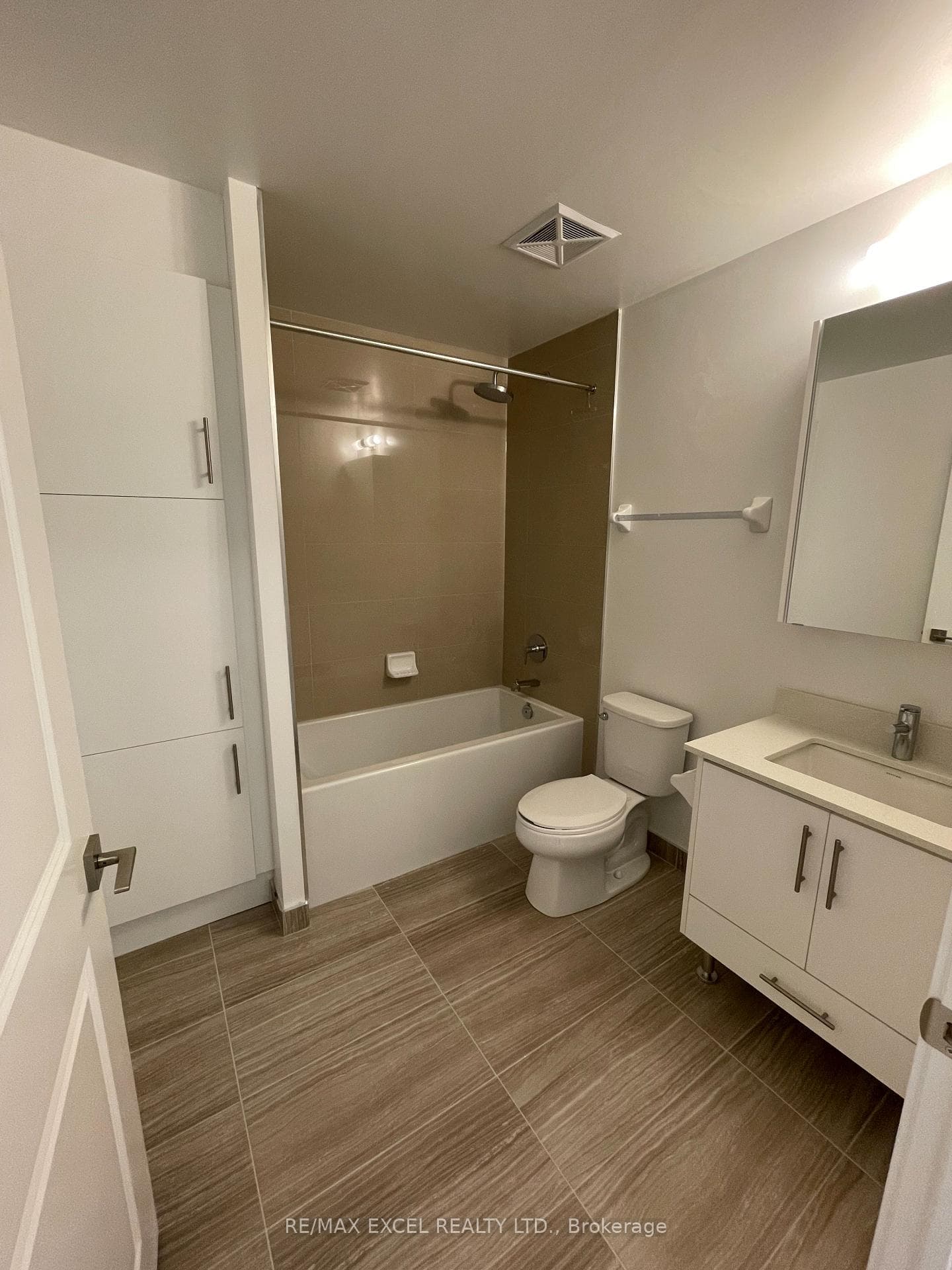85 Oneida Crescent Unit 912 photo 17
