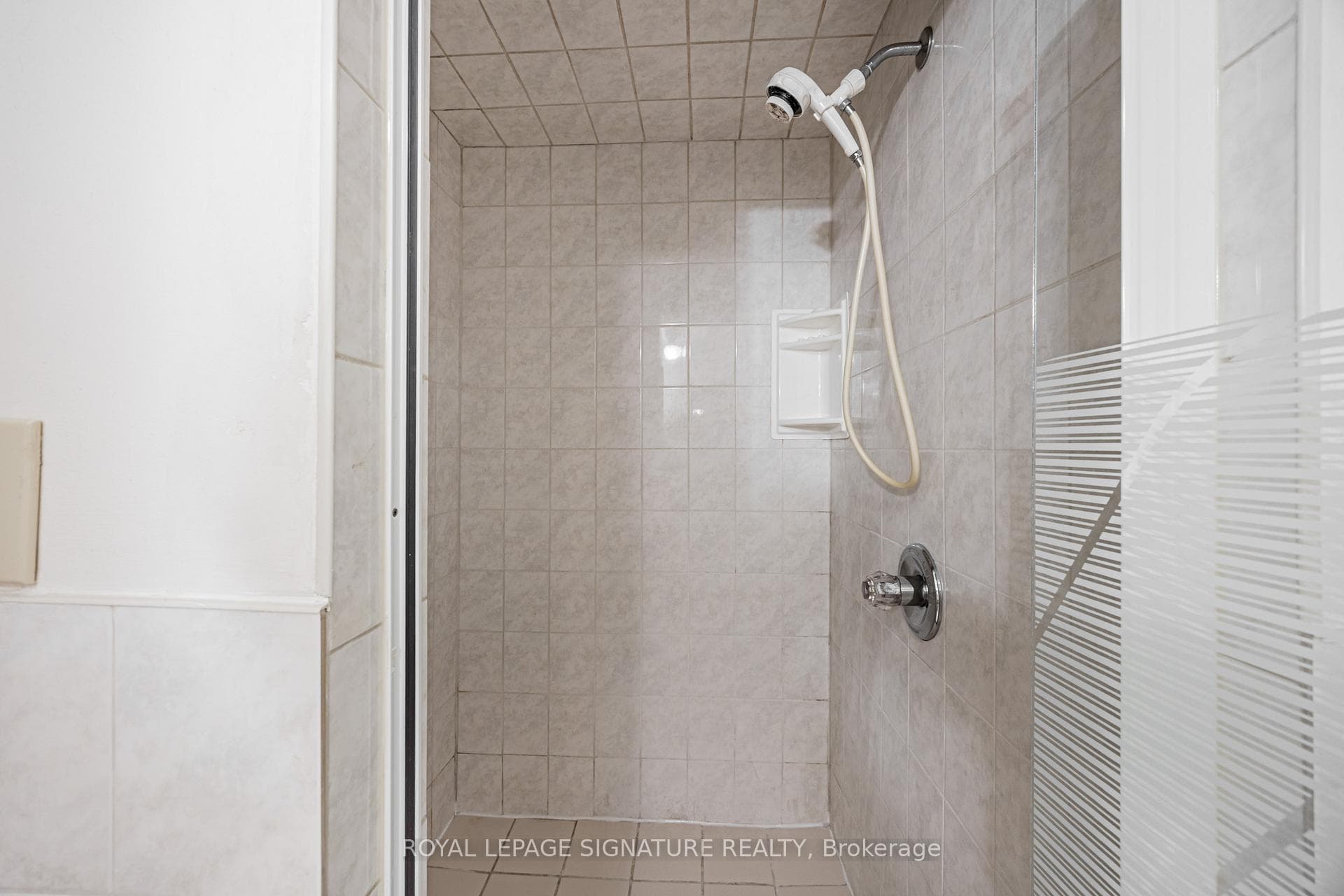 28 Sedgemount Drive photo 35