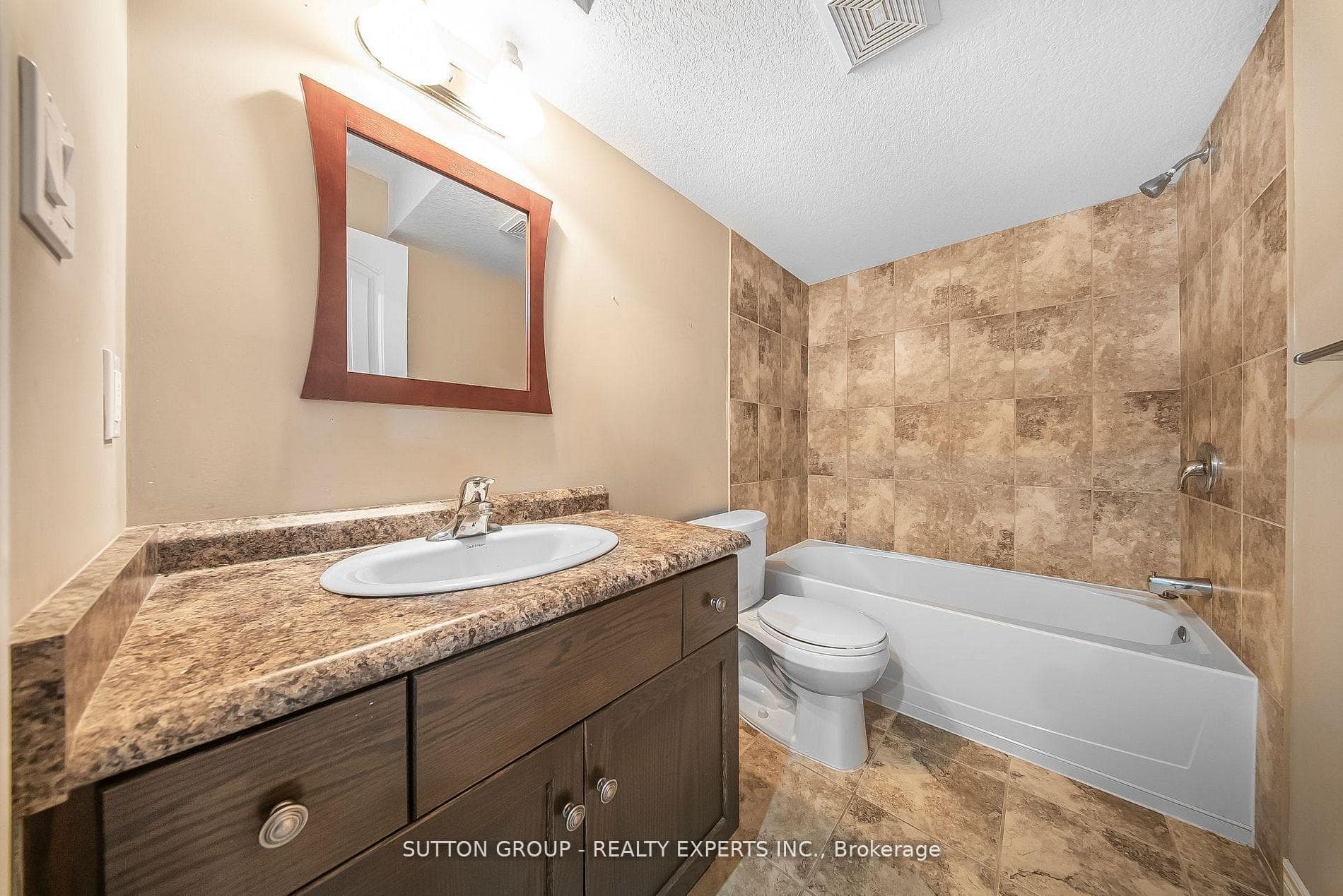 1441 Dunkirk Avenue photo 34