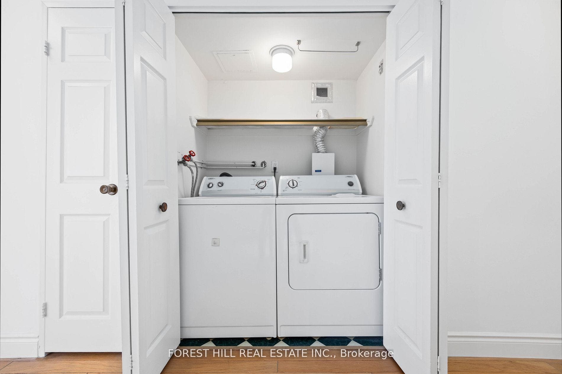 2350 Bridletowne Circle Unit 1004 photo 12