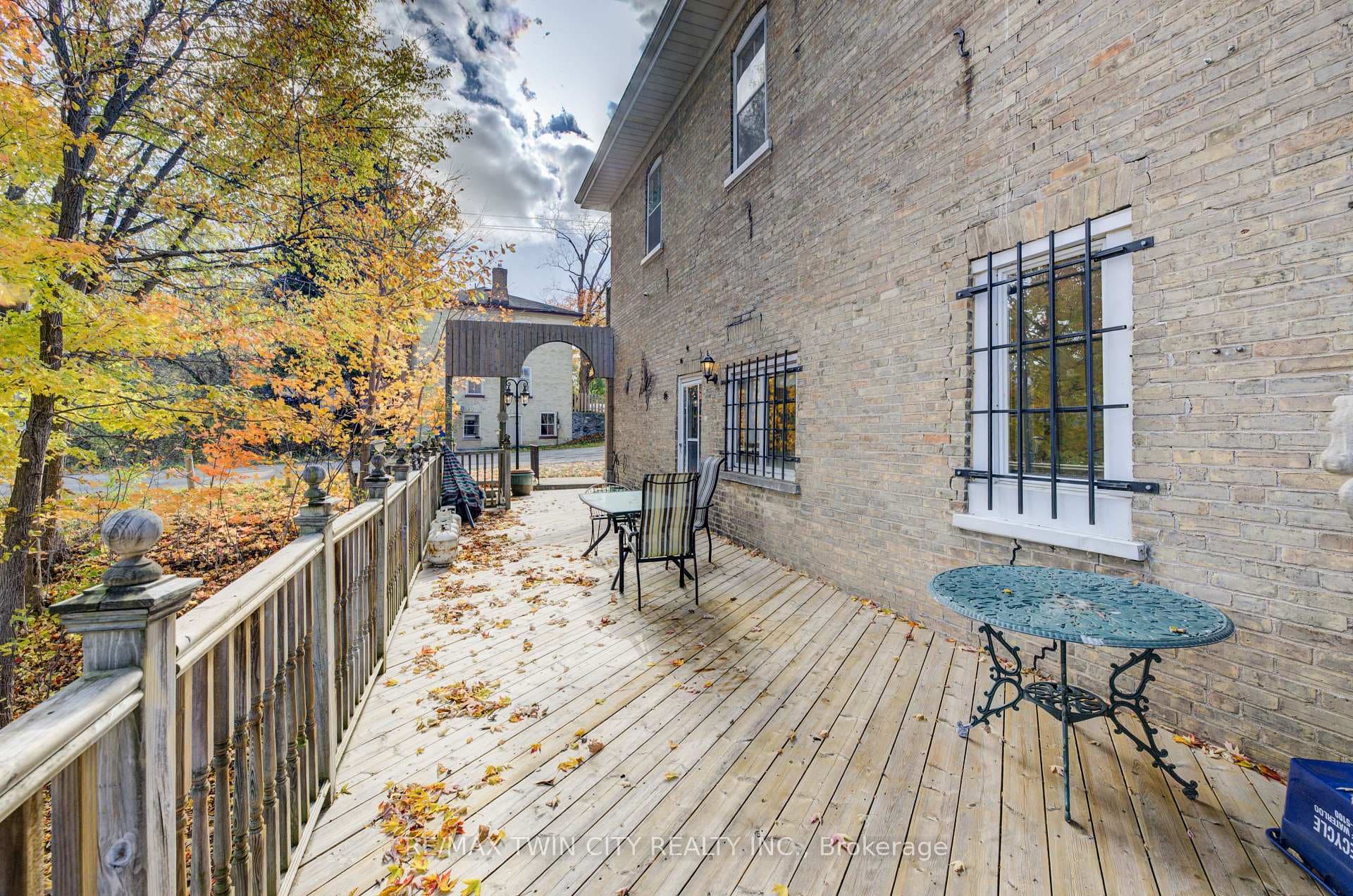 3506 Huron Road photo 9