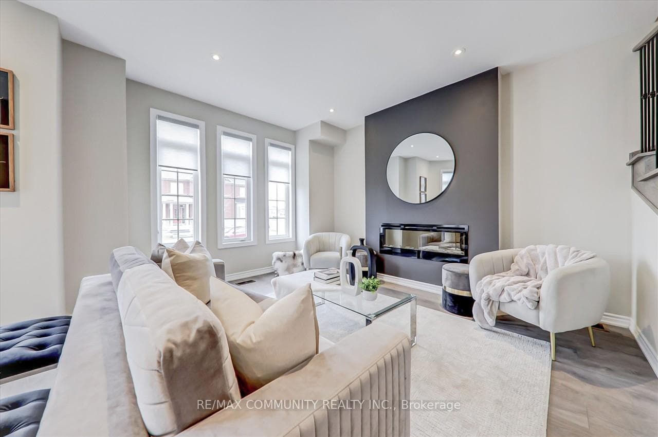 2 Drayton Avenue photo 7