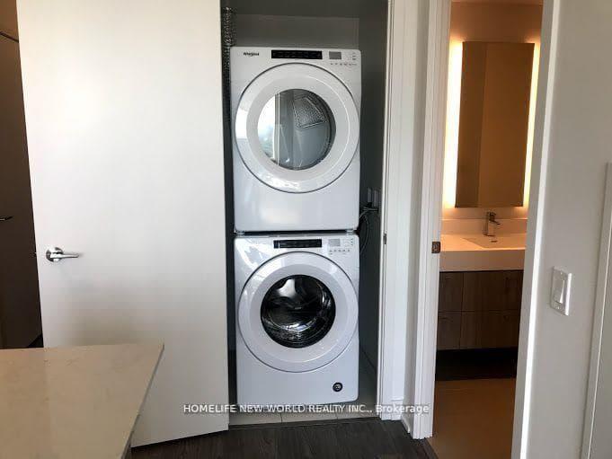 1 YORKVILLE Avenue Unit 2904 photo 17