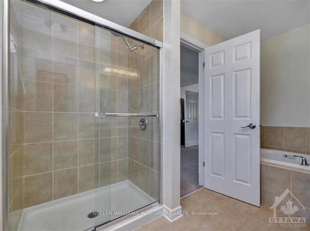 527 LANGELIER Avenue photo 20