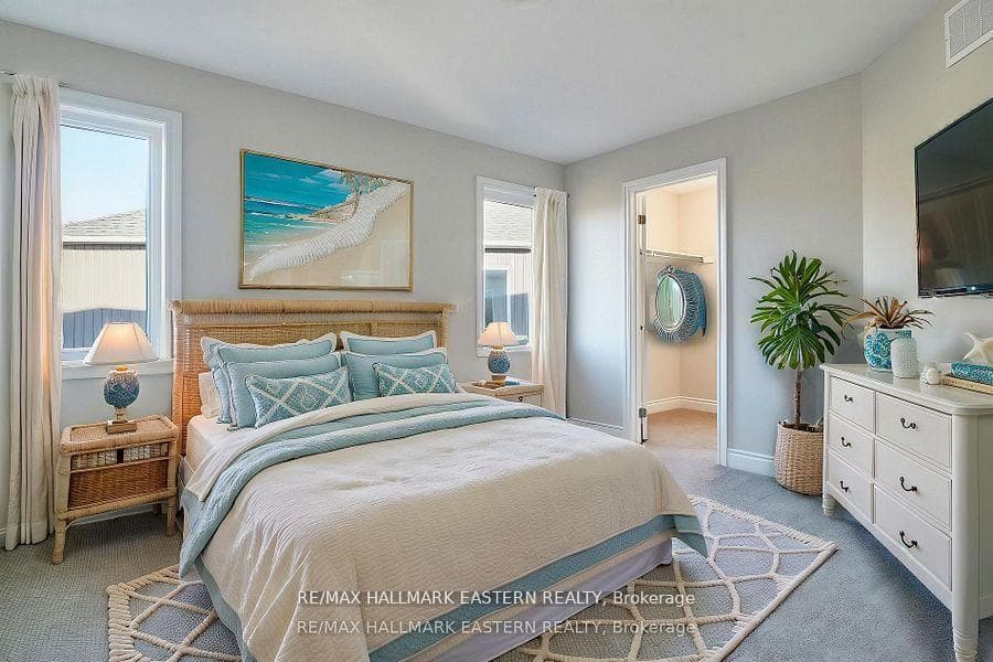 Bedroom over garage with walk-in closet