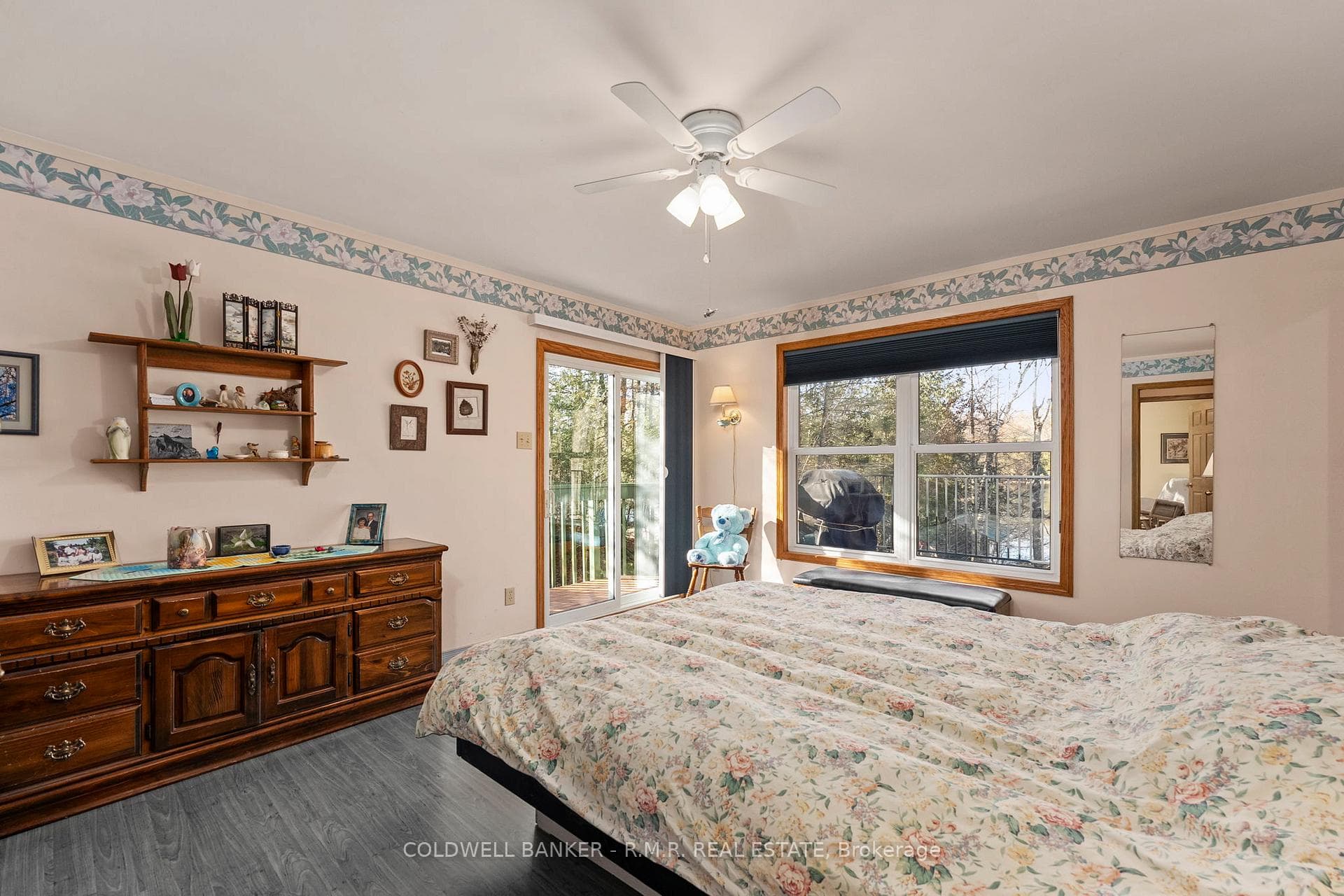60 Everett Road photo 15