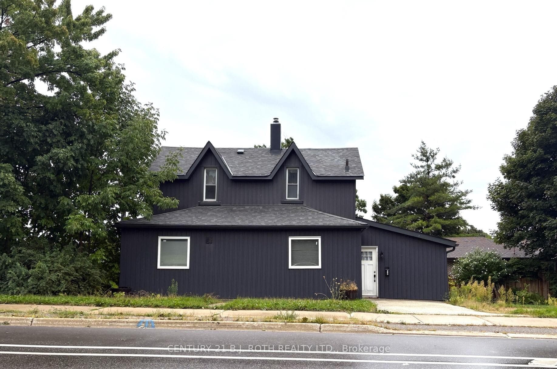 253 Dunlop Street photo 2