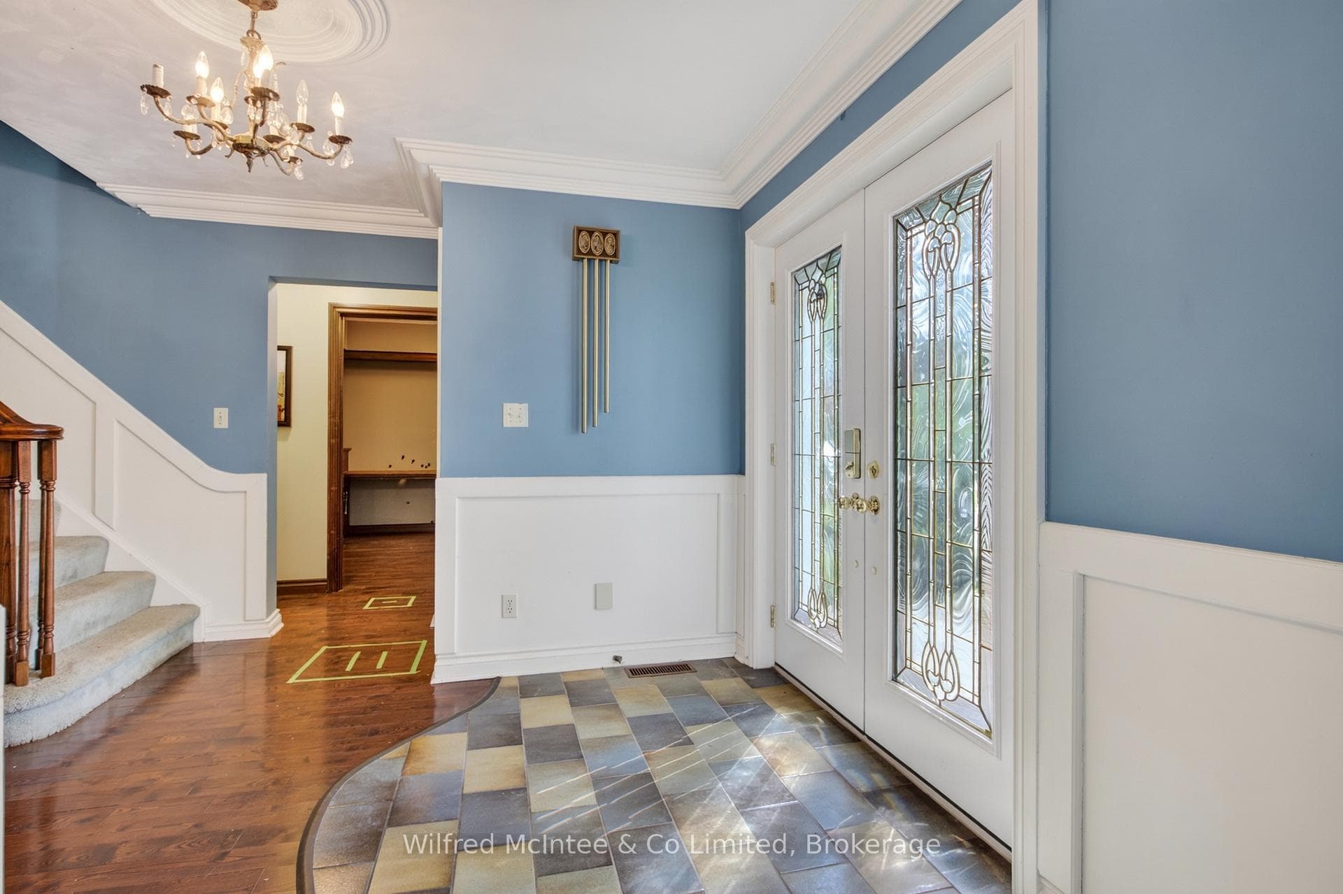 1 Remington Drive photo 6