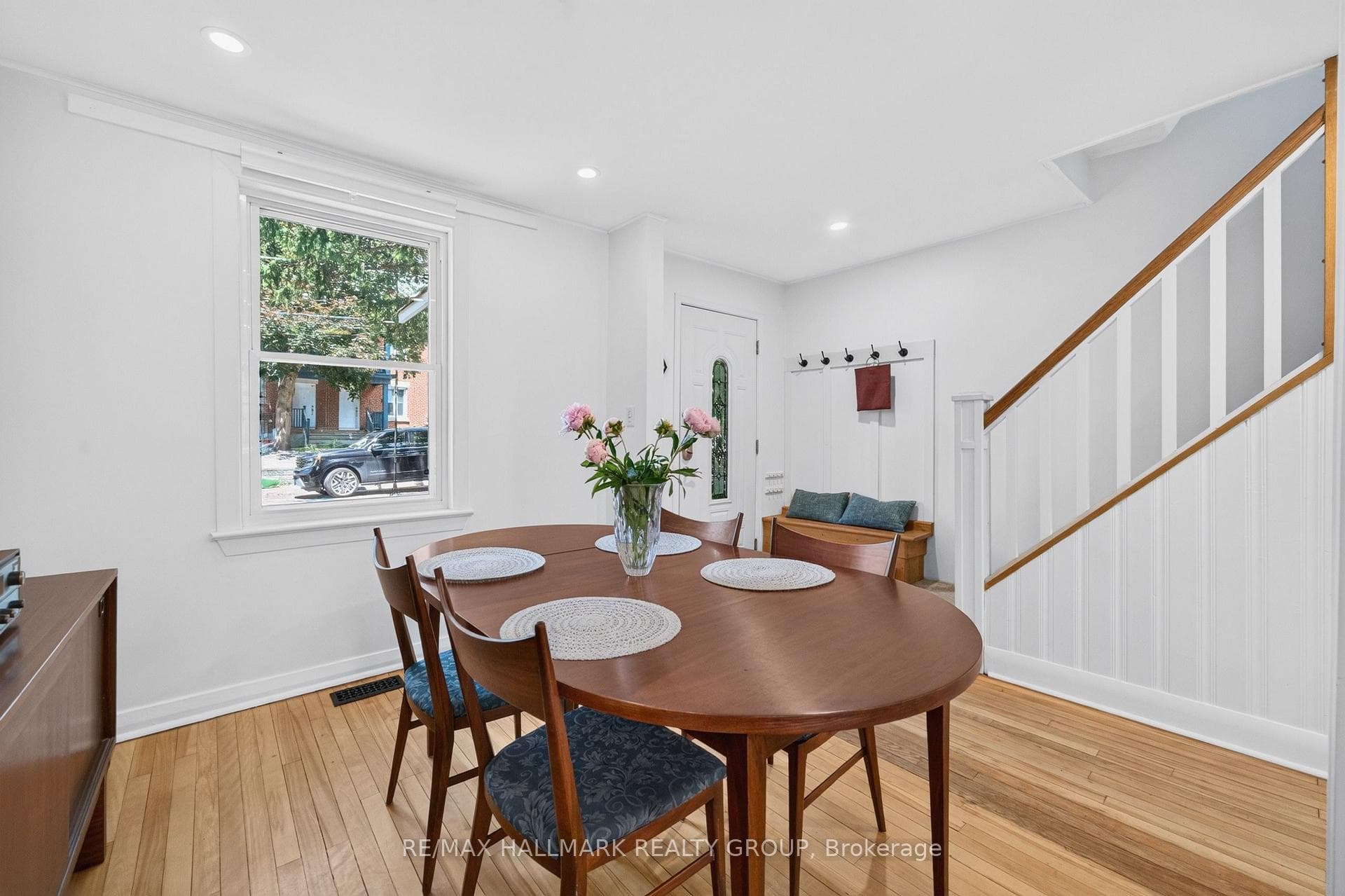 180 Glen Avenue photo 9