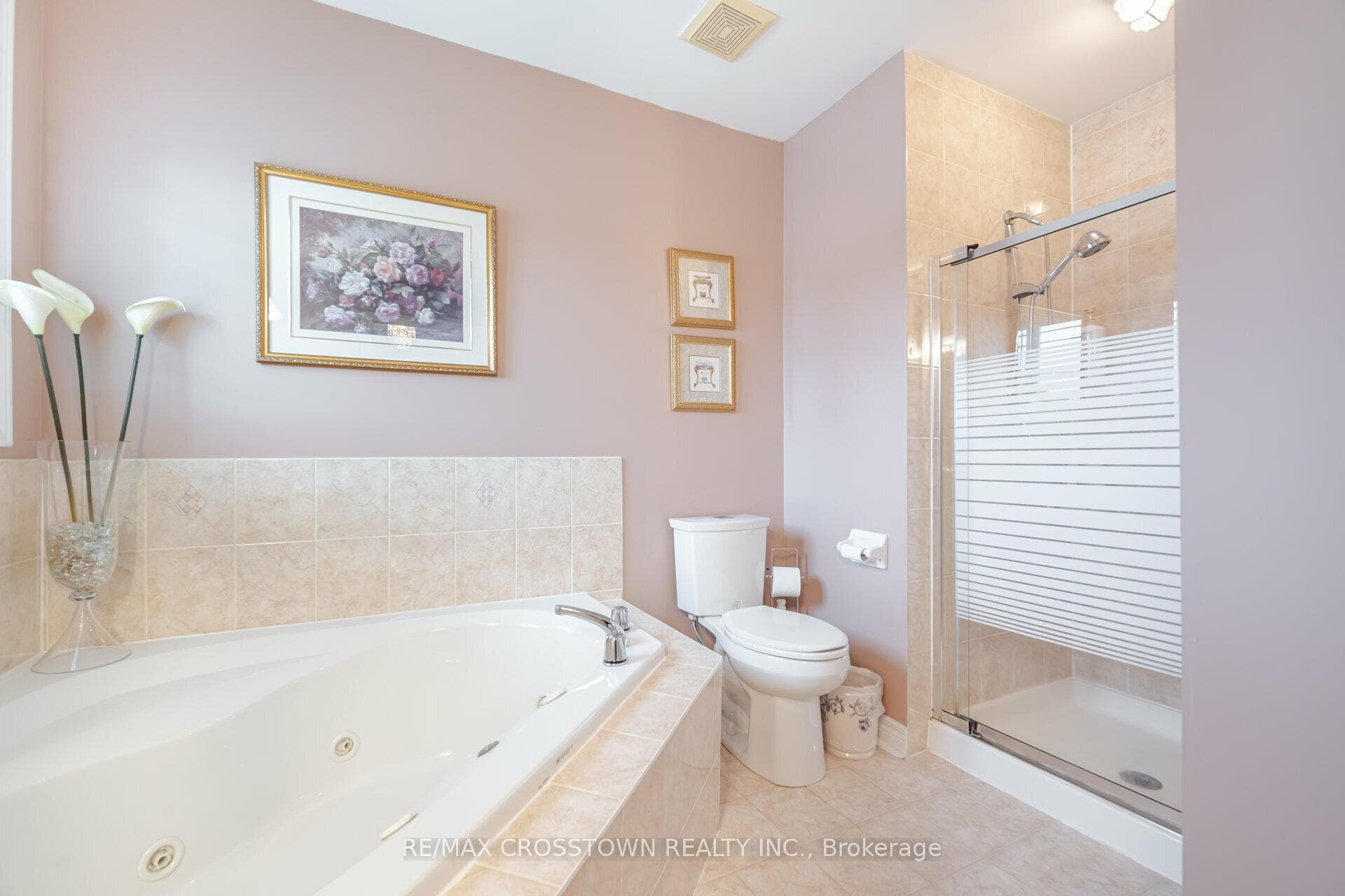 876 Fable Crescent photo 27