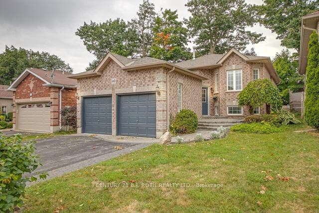 40 Monique Crescent photo 1