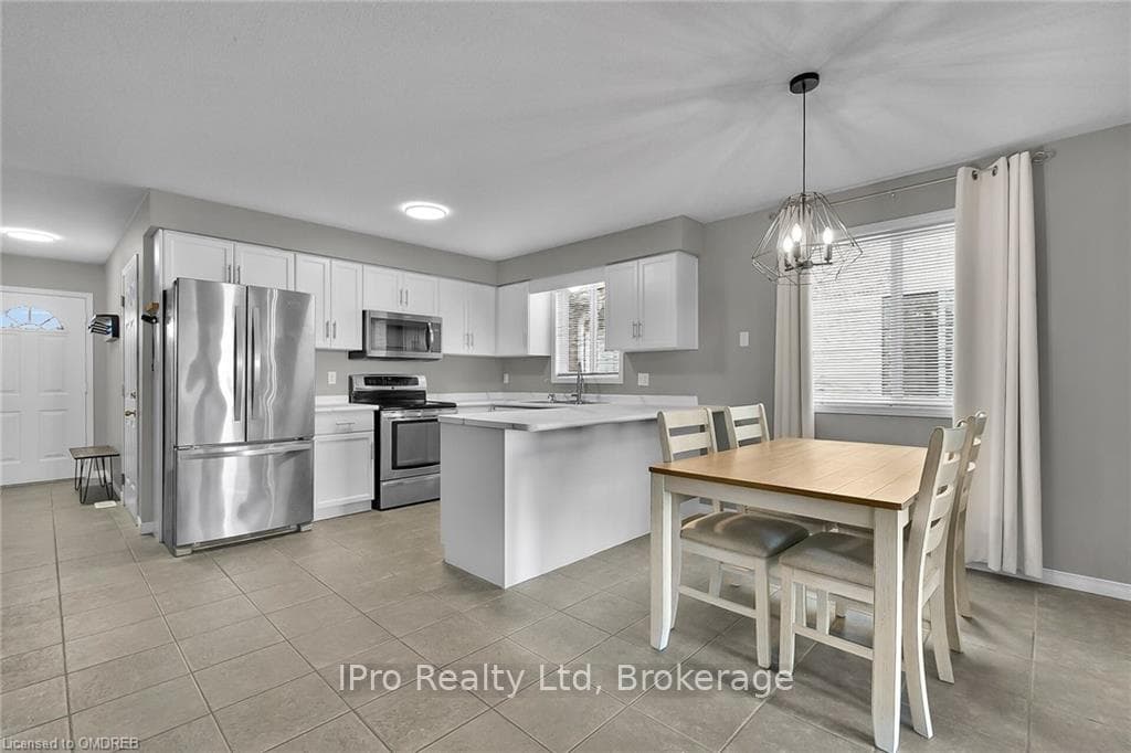 101 GOSLING GARDENS N/A photo 3