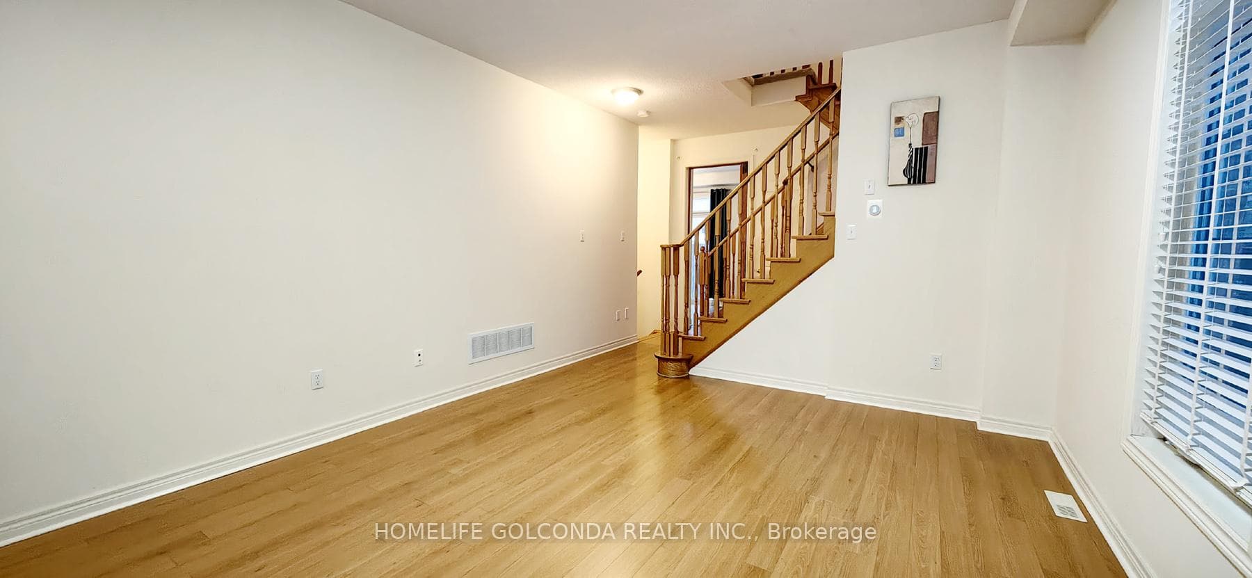 21 Chokecherry Crescent photo 5