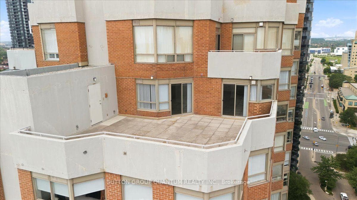 335 Webb Drive Unit PH106 photo 37