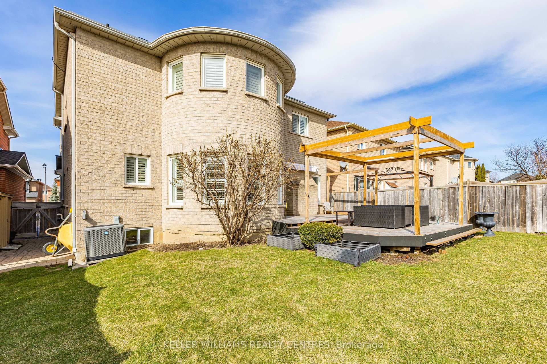 15 Hartwell Way photo 35