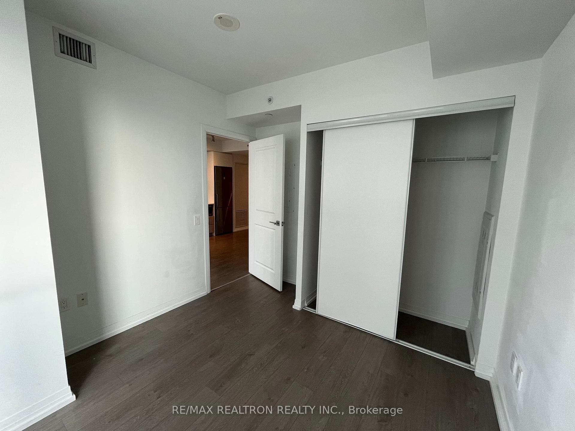 251 Jarvis Street Unit 2404 photo 11