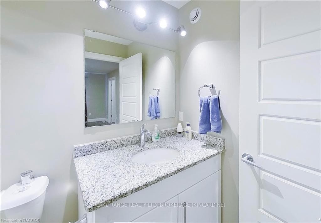Primary bedroom - 3 piece ensuite