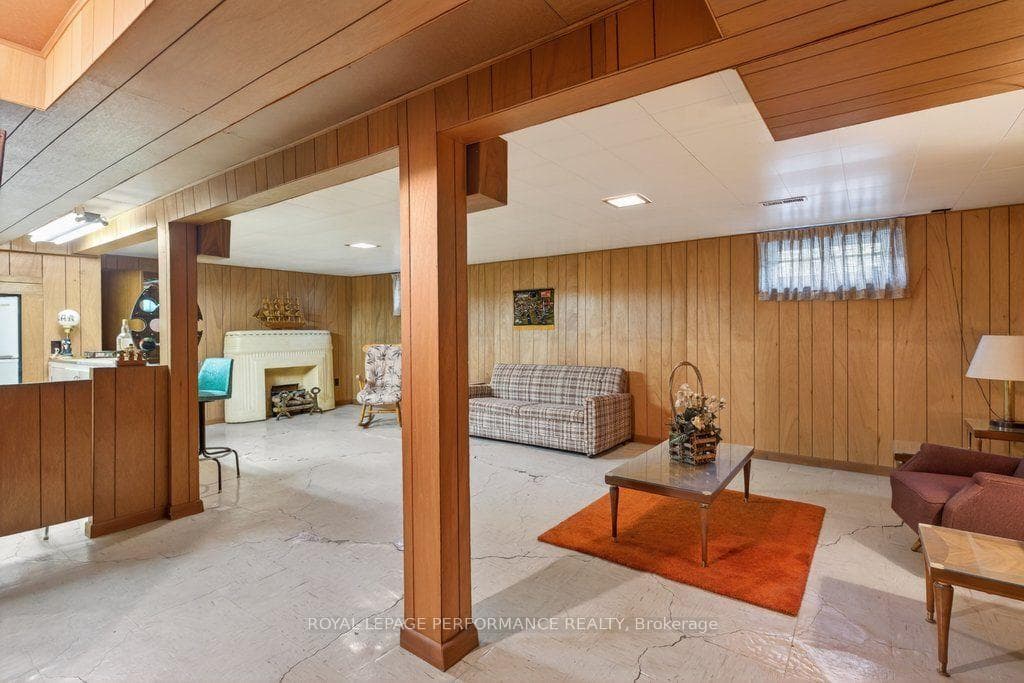 2184 Melfort Street photo 25