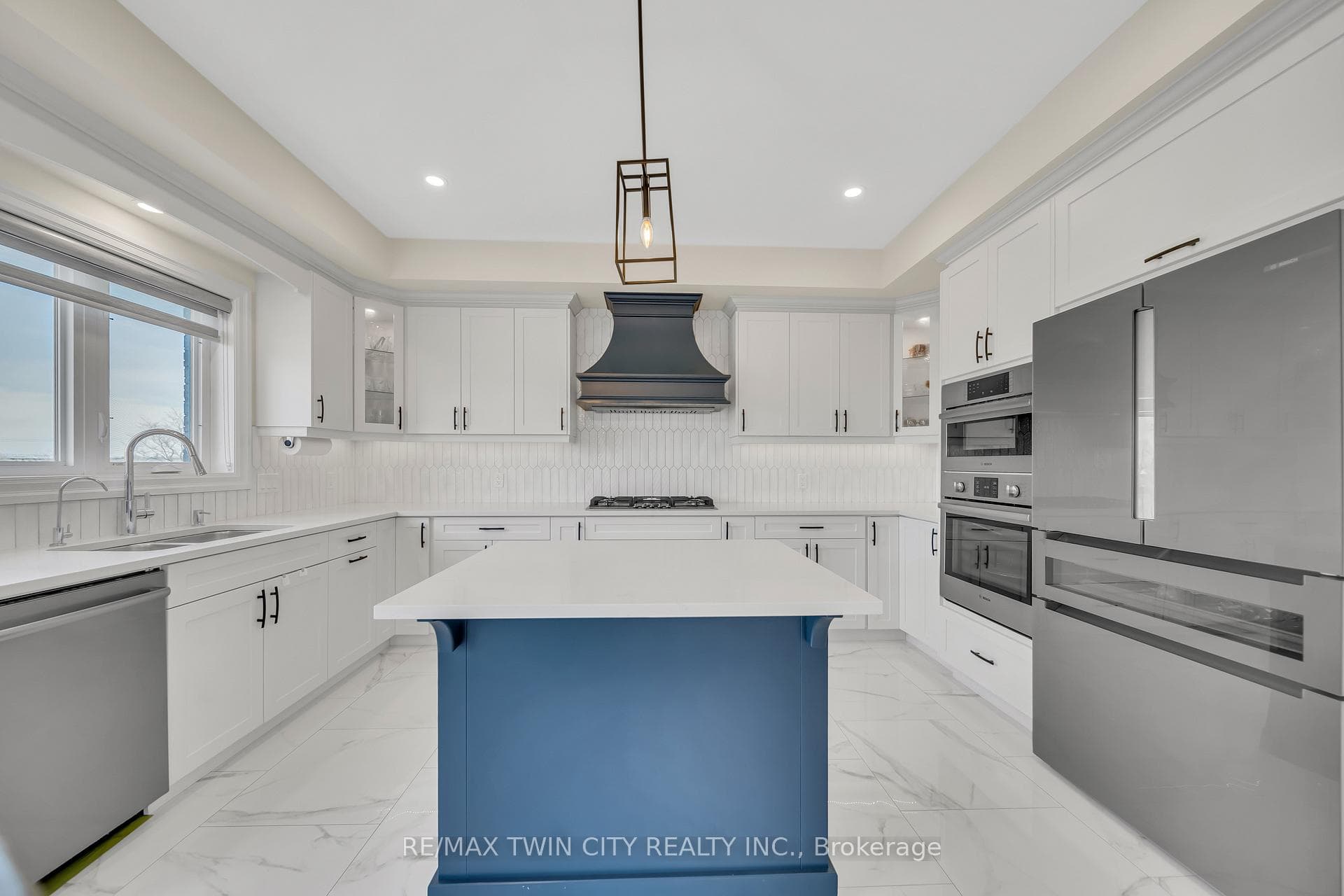 184 Otterbein Road photo 7