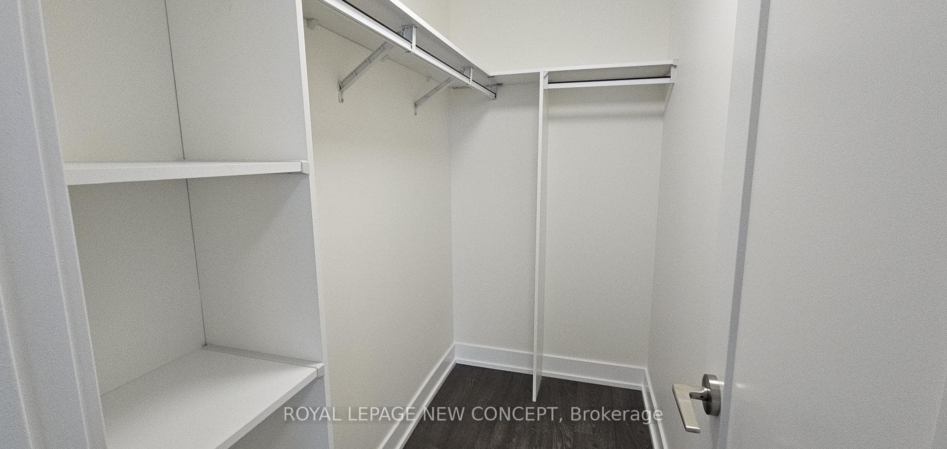 9 Mabelle Avenue Unit 1919 photo 11
