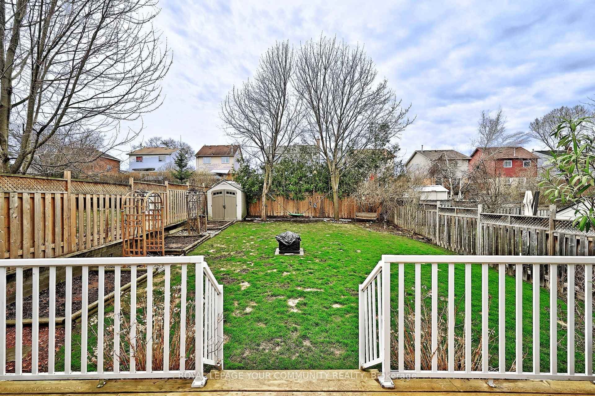 32 Sherie Drive photo 27