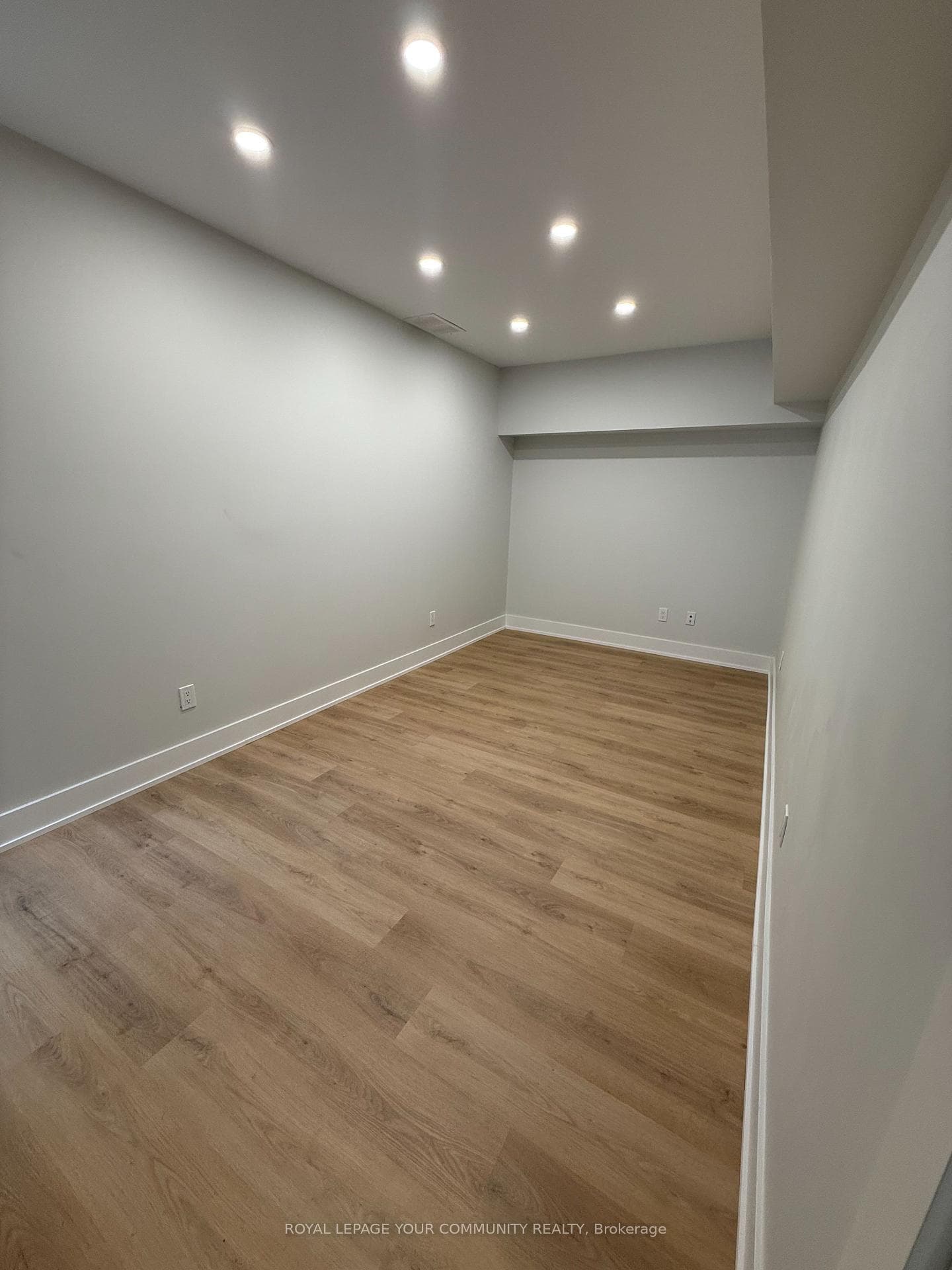88 Spruce Street Unit 4 photo 11